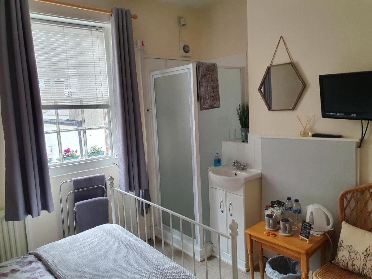 Lyndale 3* Weymouth